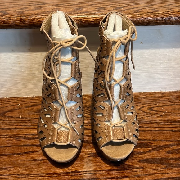 GUESS Womens Laced sandals Size 6 - Picture 2 of 8